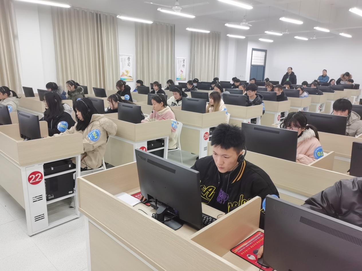 2021.1.161+X呼叫中心客戶服務與管理職業(yè)技能(初級)等級證書考試現(xiàn)場