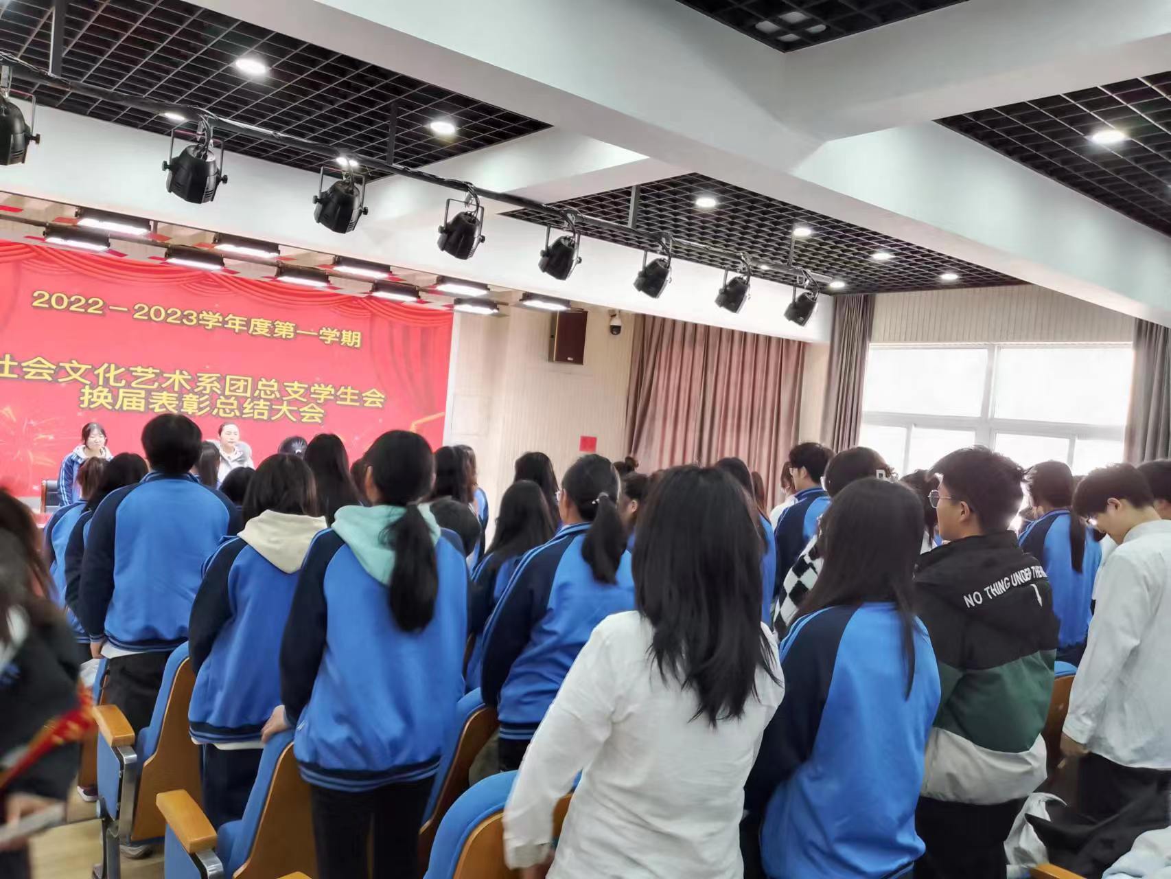 圖示, 示意圖
中度可信度描述已自動生成:ver1